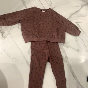 Zara girls leopard two piece set, pocket in the back, size 3-4